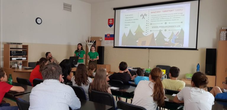 Spolupráca skautov a turistického krúžku