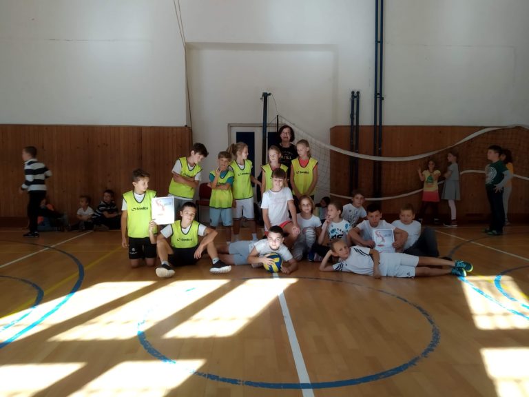 Vybíjaná a futbal v ŠKD