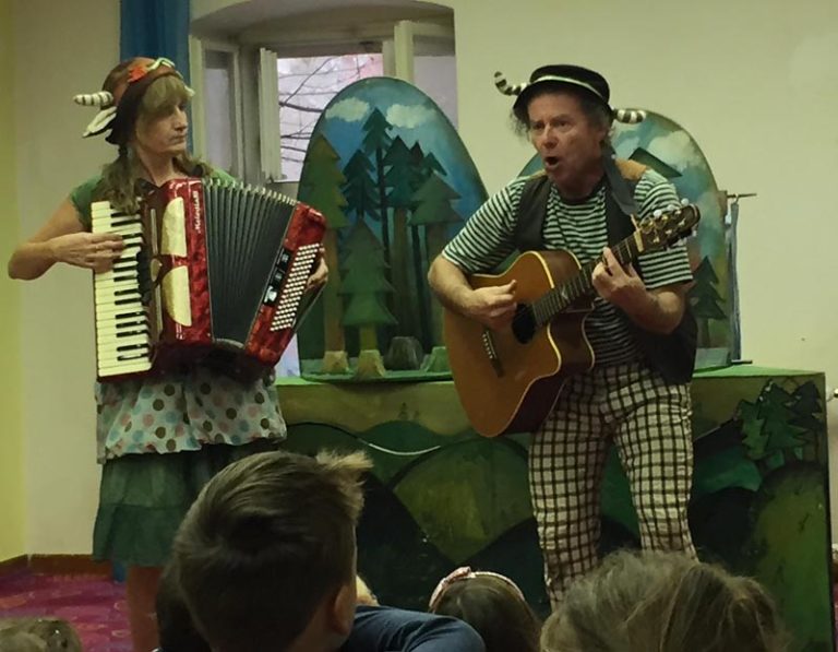 ROZKRÁVKA – divadelné predstavenie