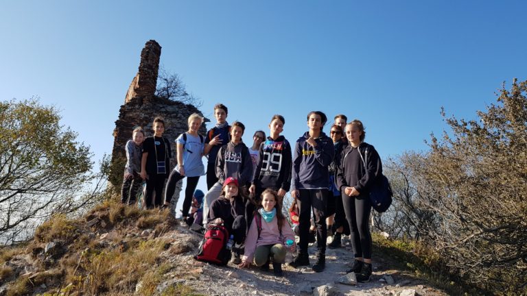 Turistický krúžok – Z Rače na Pajštún