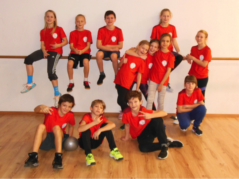 1. miesto v krajskom kole vo vybíjanej