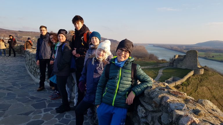 Turistický krúžok – Na Sandberg a hrad Devín