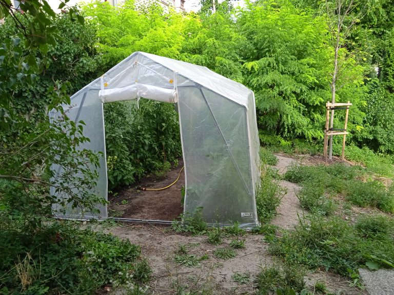 Školský fóliovník – projekt Deti pre Bratislavu