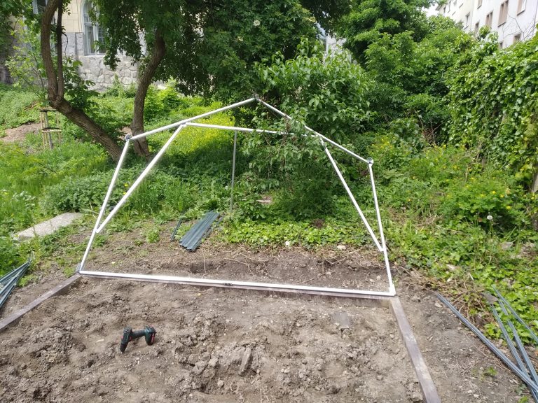 Školský fóliovník – projekt Deti pre Bratislavu