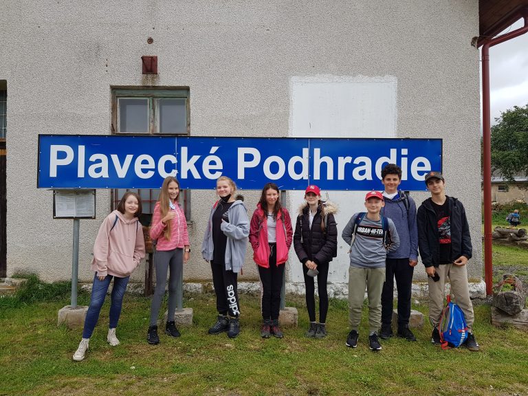 S turistickým krúžkom Plaveckým krasom