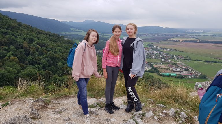 S turistickým krúžkom Plaveckým krasom