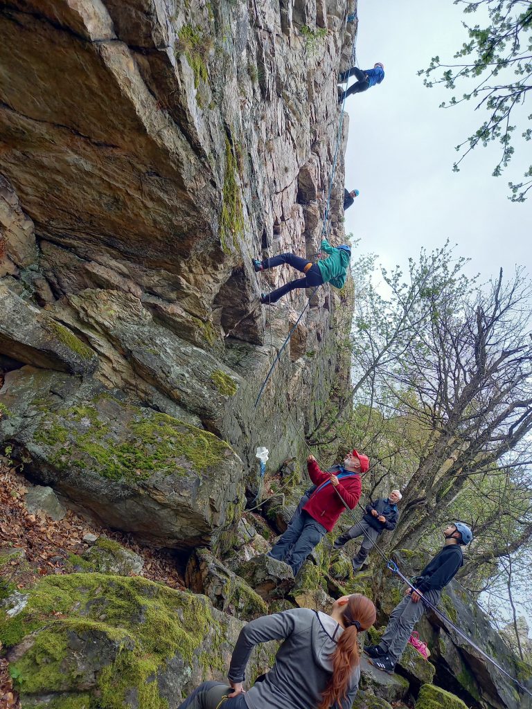 S turistickým krúžkom na päť malokarpatských sedemstoviek