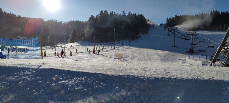 Lyžiarsky a snoubordingový výchovno výcvikový kurz