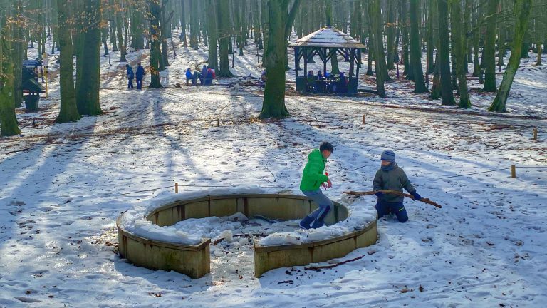 S turistickým krúžkom zo Záhorskej Bystrice cez Malú Baňu do Rače