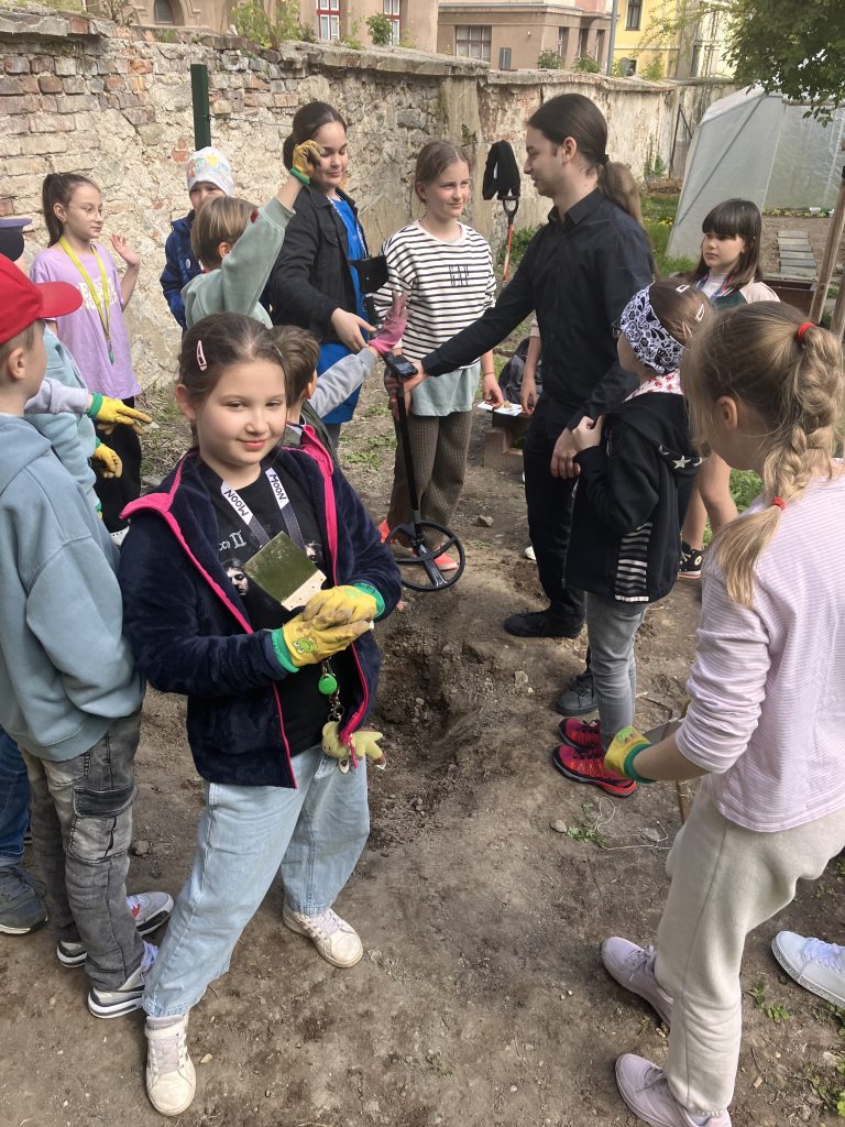 Archeológovia v ŠKD