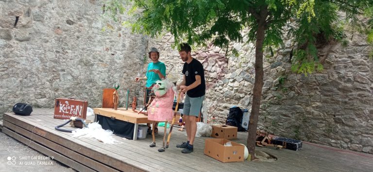 Divadlo Morgonrock Lovec plastov Zero Waste