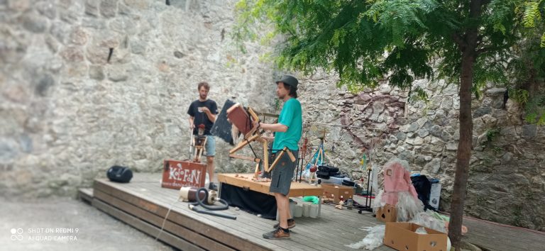 Divadlo Morgonrock Lovec plastov Zero Waste