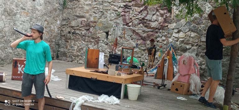 Divadlo Morgonrock Lovec plastov Zero Waste