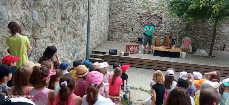 Divadlo Morgonrock Lovec plastov Zero Waste