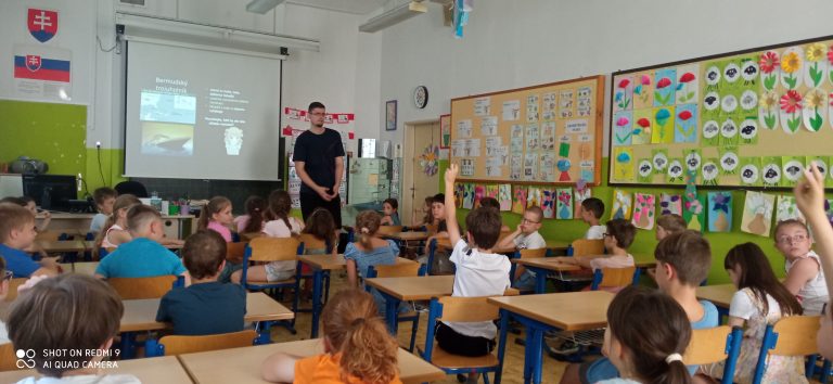 Prírodovedné prednášky s Dušanom Valentom