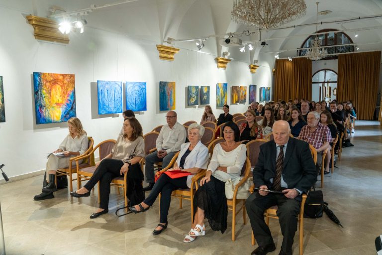 Hodžov novinový článok 2023