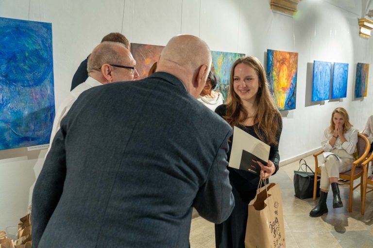 Hodžov novinový článok 2023