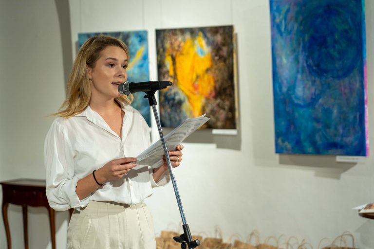 Hodžov novinový článok 2023