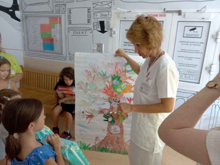 Výťažok z detskej burzy venovaný predčasniatkam