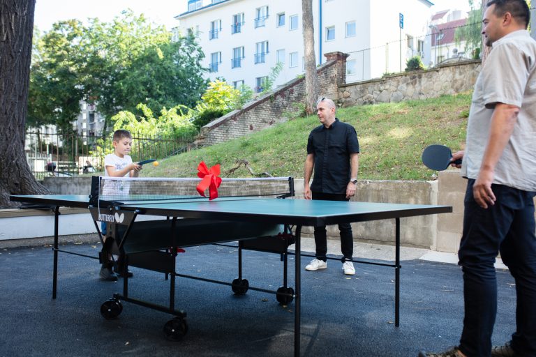 Slávnostné otvorenie zrenovovaného školského dvora