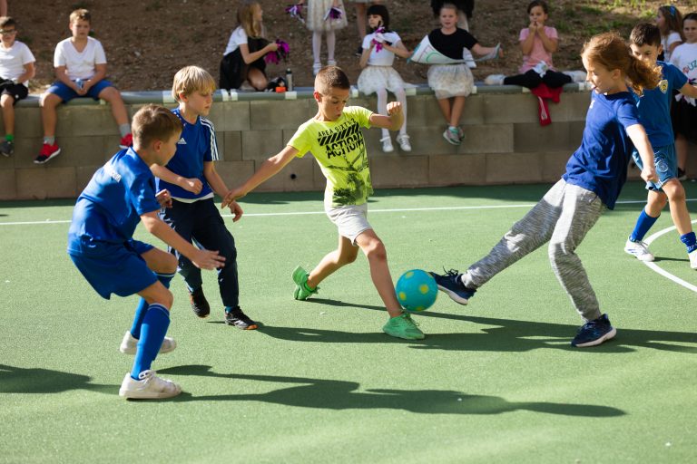 Slávnostné otvorenie zrenovovaného školského dvora