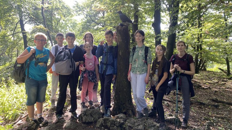 S turistickým krúžkom na najvyšší vrchol Malých Karpát ZÁRUBY