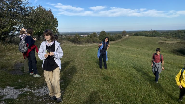 S turistickým krúžkom z Lozorna do Stupavy, Biofarma Príroda
