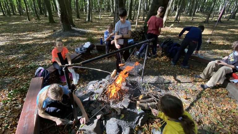S turistickým krúžkom z Lozorna do Stupavy, Biofarma Príroda