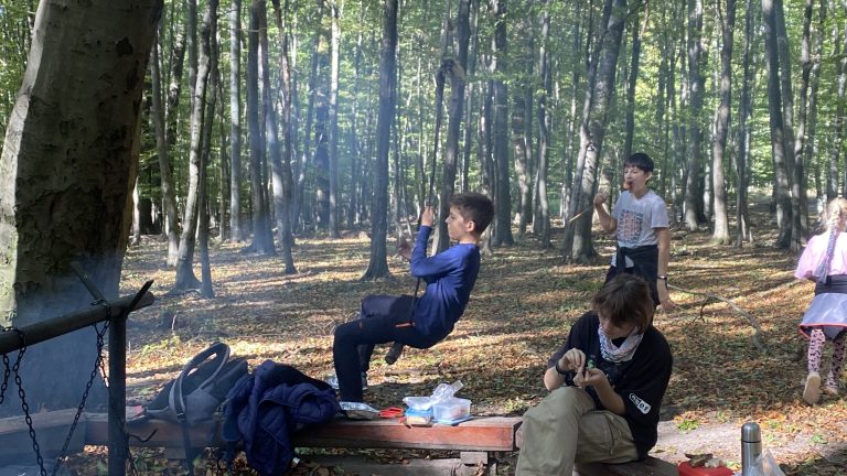 S turistickým krúžkom z Lozorna do Stupavy, Biofarma Príroda