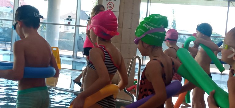 Bezplatný kurz plávania pre deti zo staromestských škôl