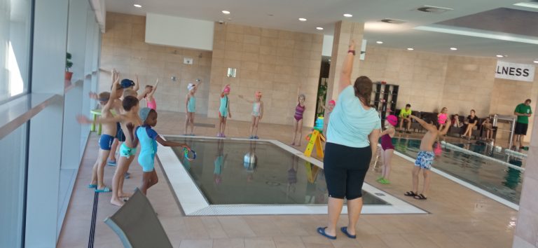 Bezplatný kurz plávania pre deti zo staromestských škôl