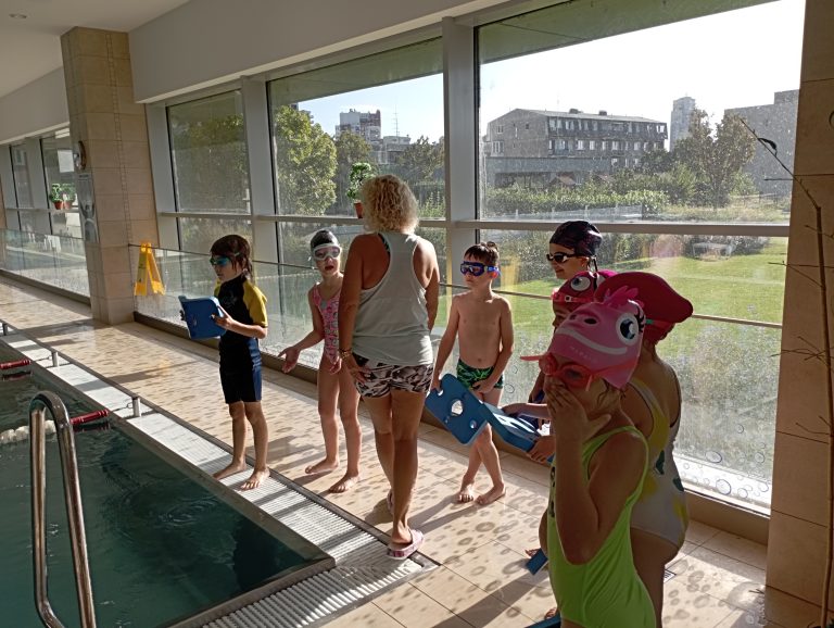 Bezplatný kurz plávania pre deti zo staromestských škôl