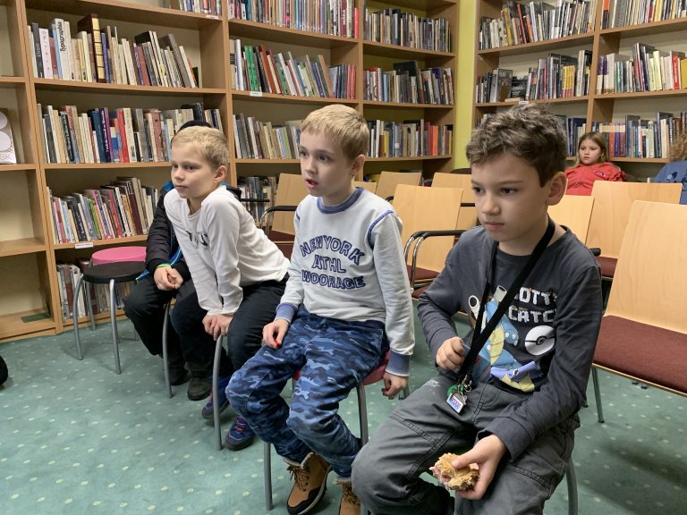 24 adventných príbehov