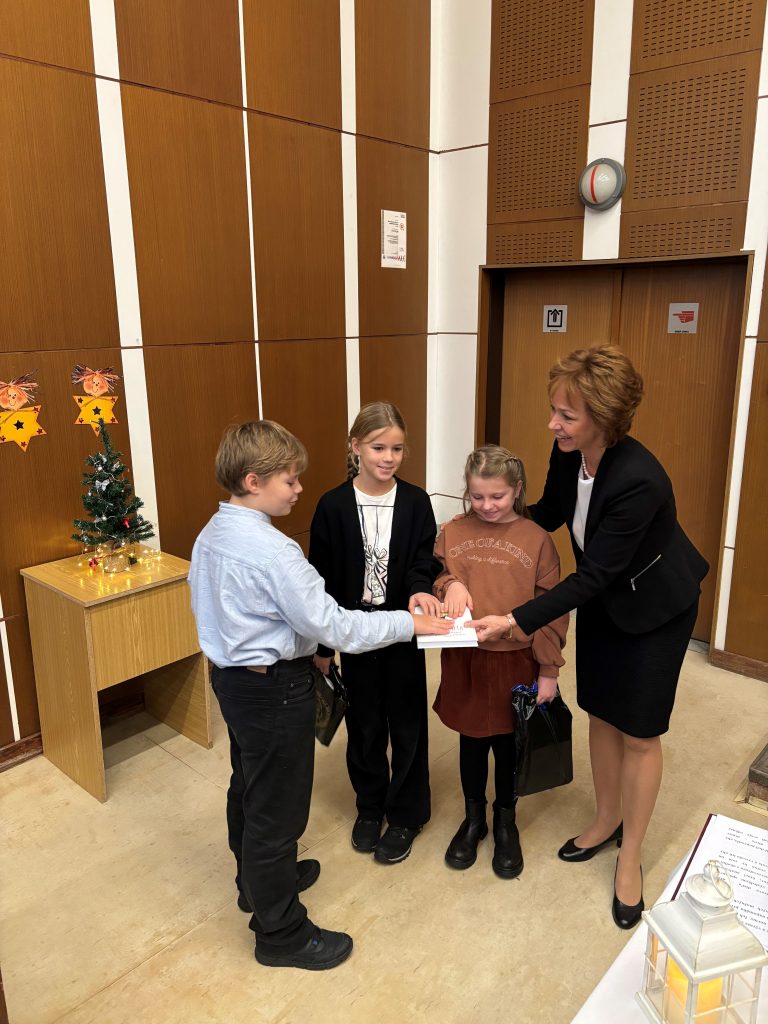 Deti pomáhajú deťom