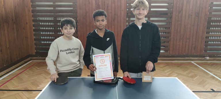 1. miesto v okresnom kole stolnotenisovej súťaže