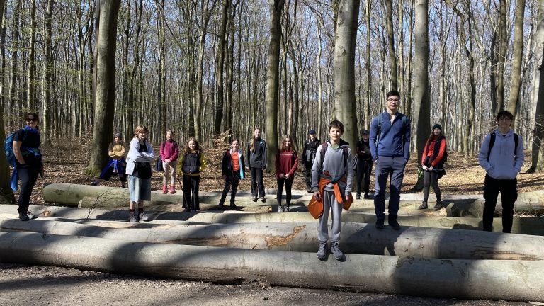 S turistickým krúžkom zo Záhorskej Bystrice na Kolibu – Slovenský hydrometeorologický ústav