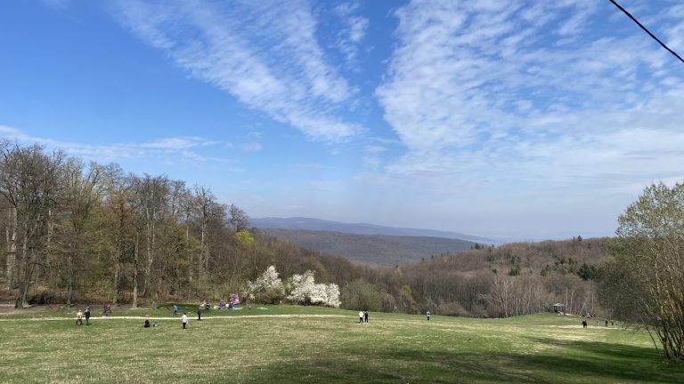 S turistickým krúžkom zo Záhorskej Bystrice na Kolibu – Slovenský hydrometeorologický ústav