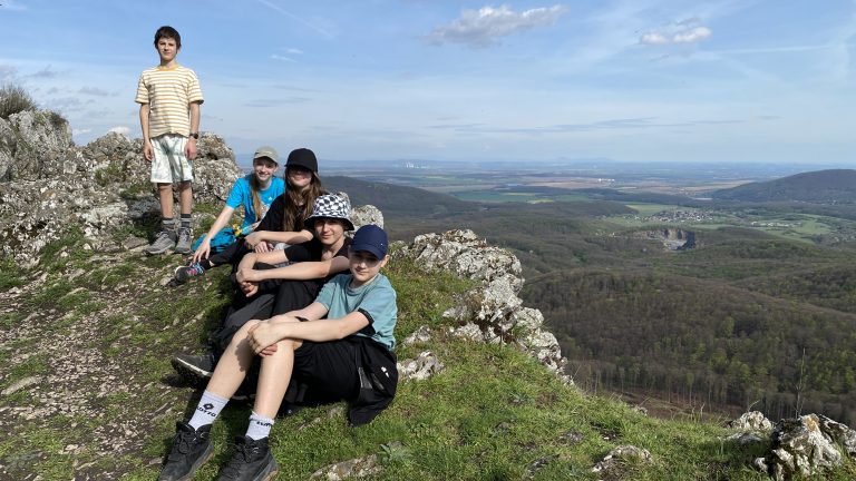 S turistickým krúžkom Plaveckým krasom 2