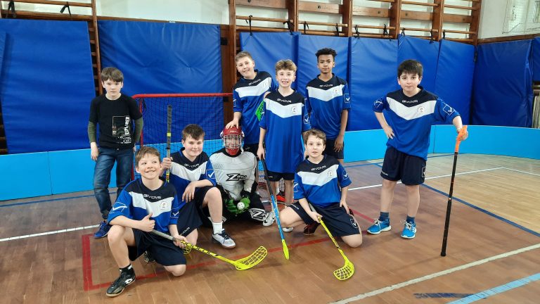 Bronzová priečka v Staromestskej lige vo floorbale