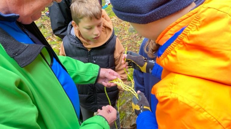 S turistickým krúžkom na zlaňovanie k Trom jazdcom