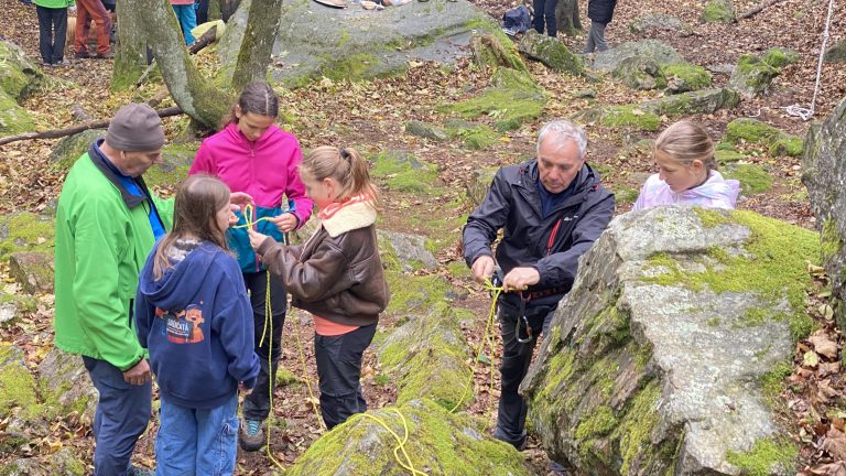 S turistickým krúžkom na zlaňovanie k Trom jazdcom