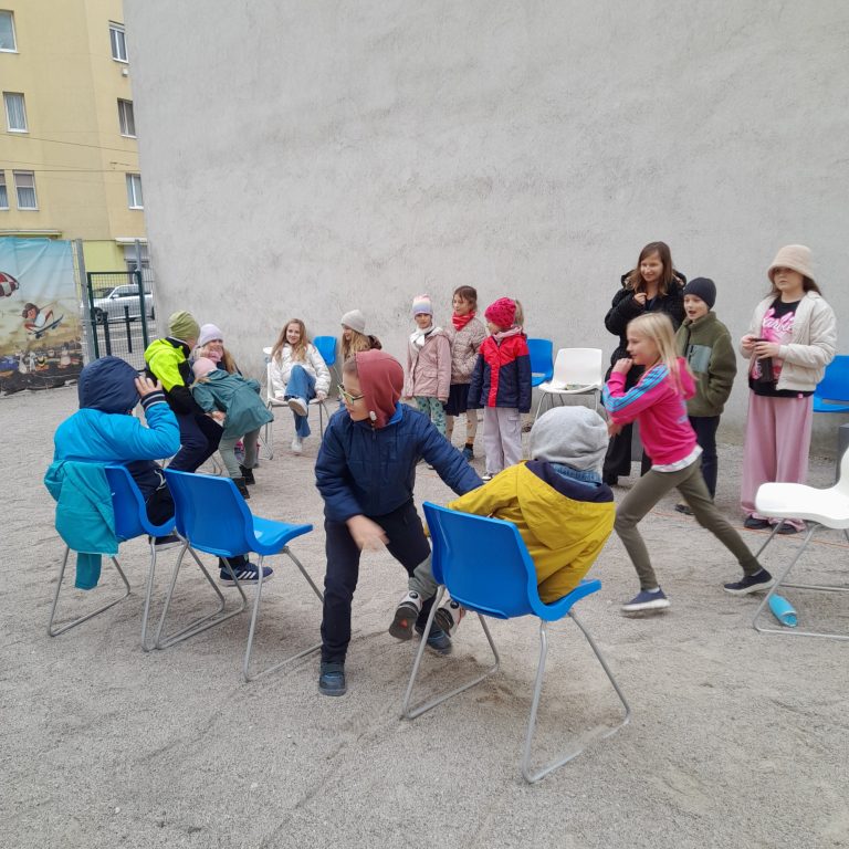 Čítanie v Komunitnej záhrade