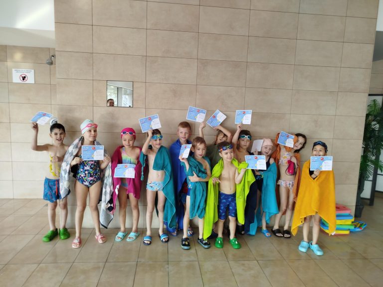 Plavecký výcvik prvákov a tretiakov