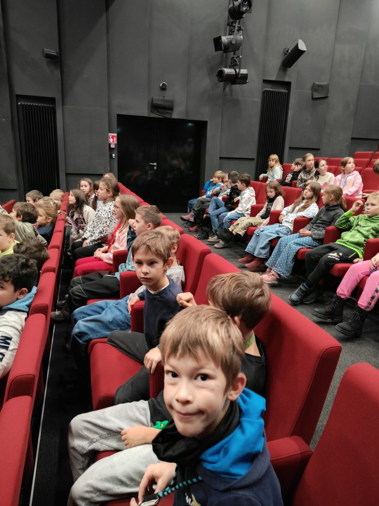 Opice z našej police