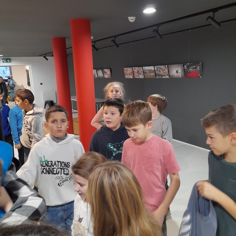 Opice z našej police