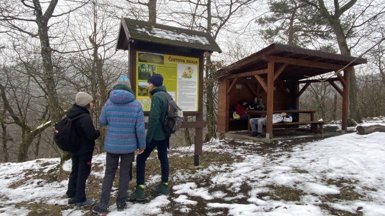 S turistickým krúžkom z Trenčianskych Teplíc do Trenčianskej Teplej
