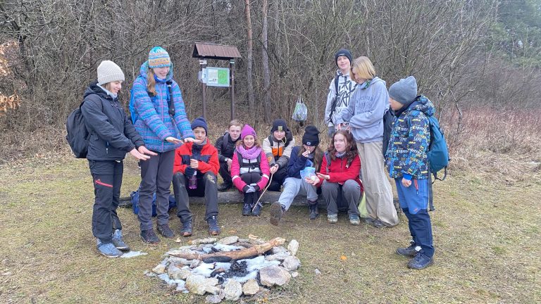 S turistickým krúžkom z Trenčianskych Teplíc do Trenčianskej Teplej