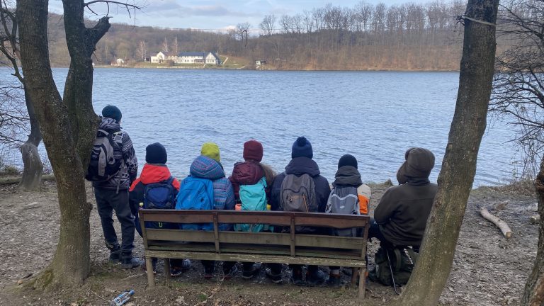 S turistickým krúžkom z Horných do Dolných Orešian. Po stopách najstaršieho keltského hradiska na Slovensku