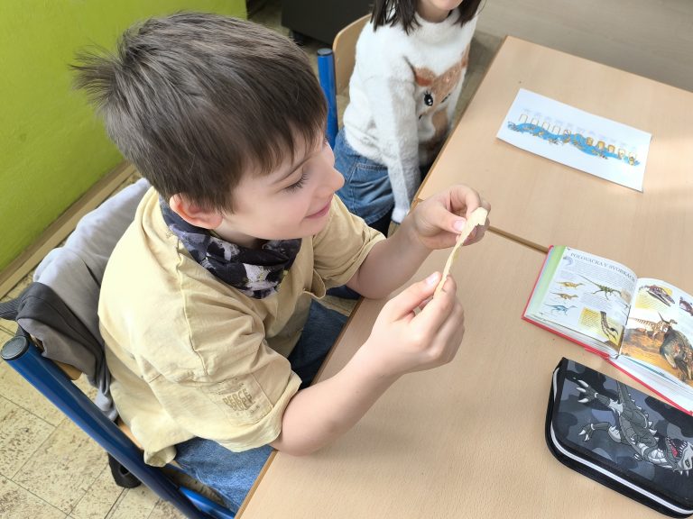 Beseda so včelárom v 2.A