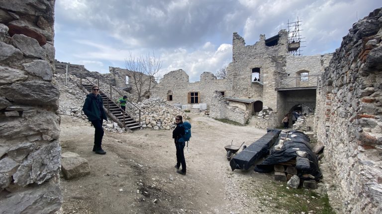 S turistickým krúžkom na hrad Tematín